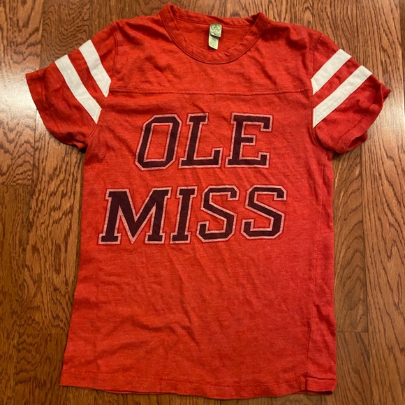 Alternative Earth Tops - Vintage style Ole Miss Shirt Alternative Earth size small